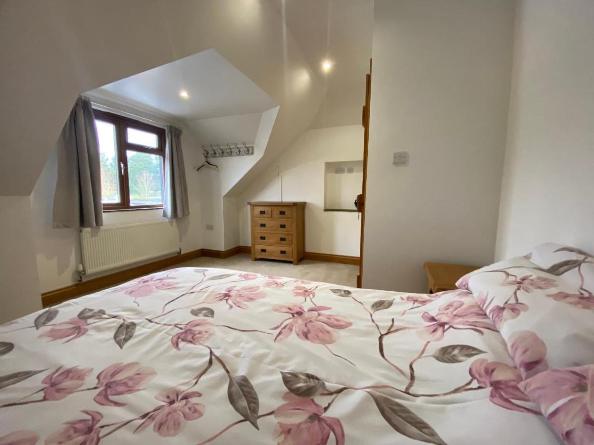 Mulberry Cottage Near Goodwood Chichester Extérieur photo